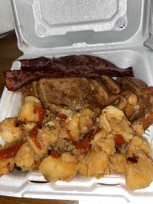 Turkey bacon, French toast and home fries.... Only made with LOVE!