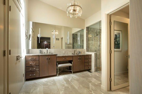 master bath with vaulted ceiling and makeup station, dual heights for husband and wife