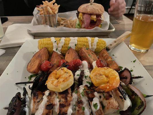 Kebab special with a burger and a beer.