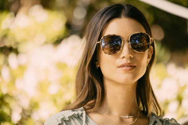 Elinor Fusion Sunglasses - 23k Gold & Cape Sand Lenses