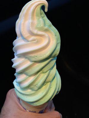 Multiple soft serve flavors