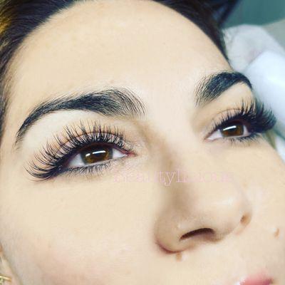 Classic Lashes