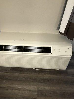 NEW digital AC unit! Cools GREAT!