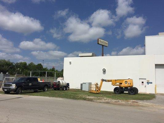 Commercial Building Pressure Washing