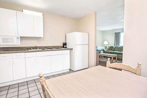 Suite Kitchenette