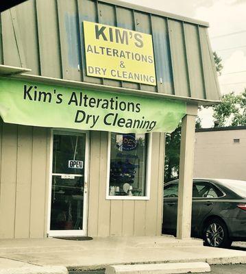 Kim's Alterations And Dry Cleaners