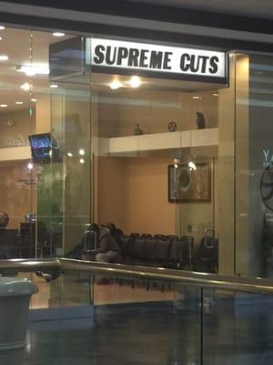 2016-02-15 14.03.00; Supreme Cuts (Barber Shop) @ Oak Court Mall - 4465 Poplar Ave, Memphis, TN