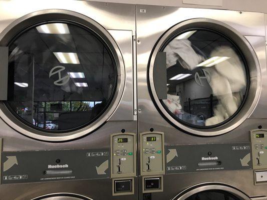 They have big dryers and little dryers and only starts with 25 cents. The more you put in the longer your clothes will dry.