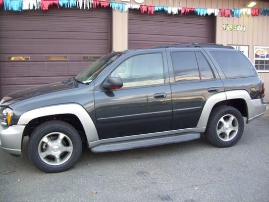 2005 Chevy Trailblazer, LT, 2x4, Sun Roof, Charcoal w/Light Gray Leather, 115K,    $6,995