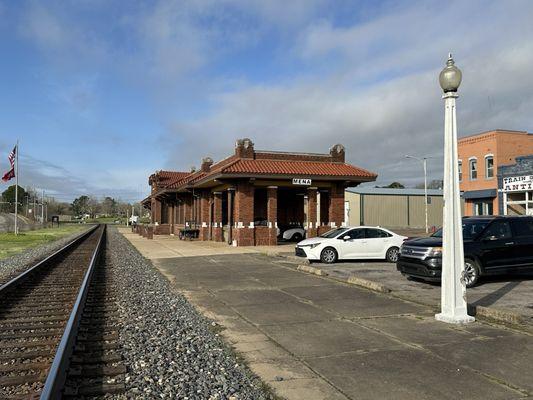 The museum is housed in the previous train depot located at 524 Sherwood Ave.