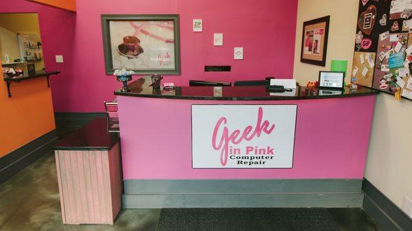 Geek in Pink Computer Repair Greenwood Shop