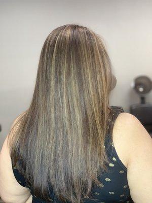 Highlight, color and haircut by Salda