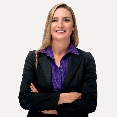 Carrie - ACCOUNTING MANAGER