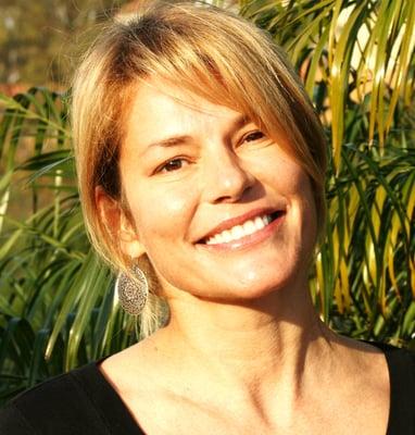 antje, massage therapist and holistic health practitioner