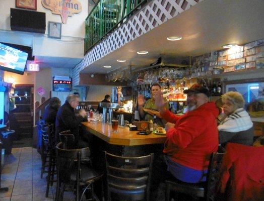 Downstairs bar at Lindy's