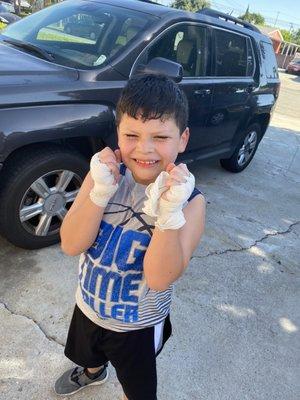 Connor Ortiz getting that work in Sal at la puente boxing gym