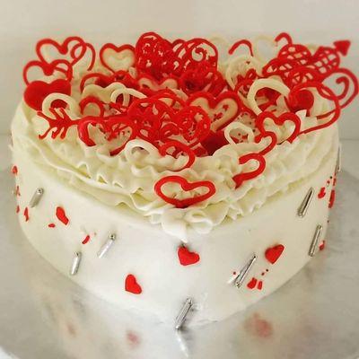 Order your Valentine cake