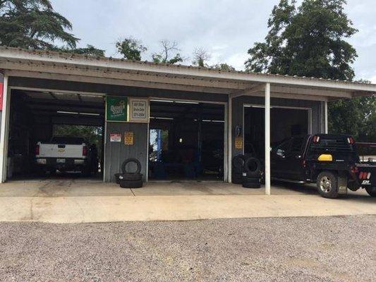 Street view of 3 service bays