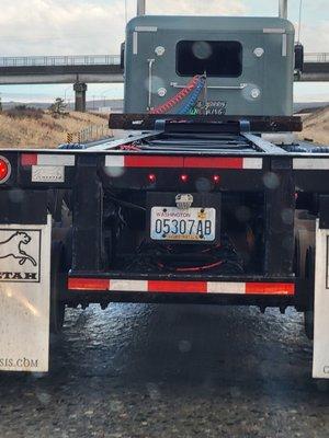 License plate of the trailer that the tractor was pulling. This Rob Morris driver, in this tractor, on I90 @Thorp ran us off road.