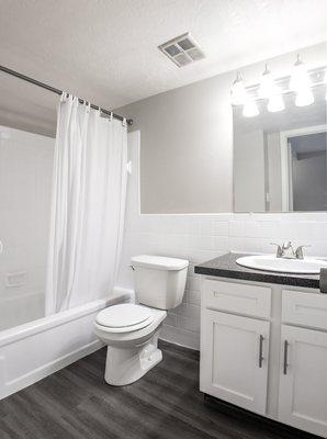 Coppertree Apartments upgraded bathroom