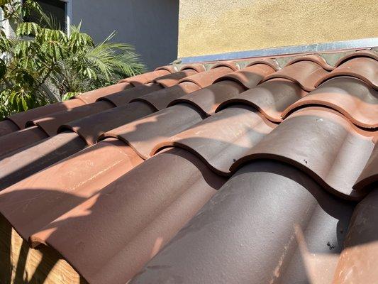 M R Roofing