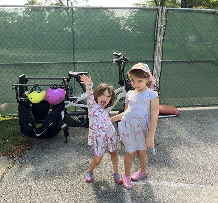 Happy girls with our bike!