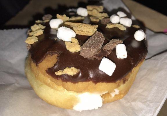 Smores donut