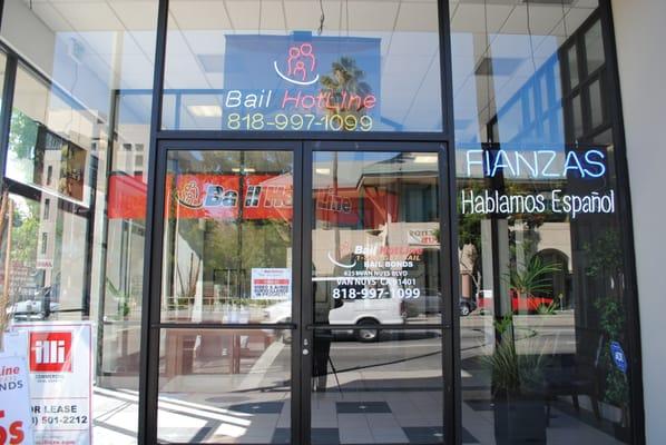 Van Nuys bail bonds front exterior view