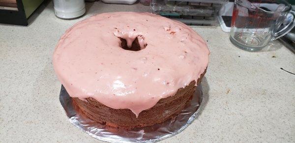 Strawberry pound cake