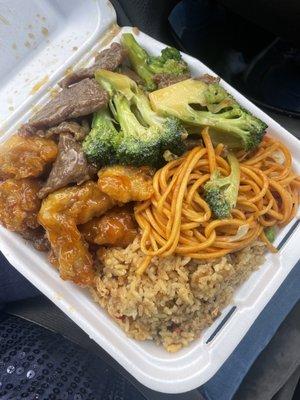 Half & half with orange chicken and broccoli beef