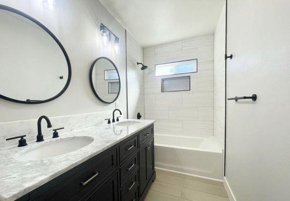 Complete bathroom remodel by Pro-Advance. 

Want a new bathroom in your home?
Give us a call (951) 289-8413