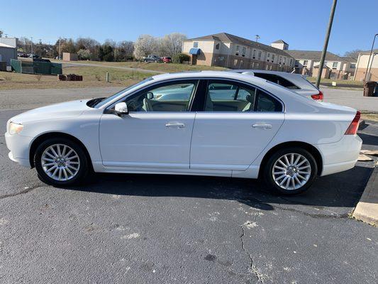 2008 volvo s80 clean car loaded with power equipment 273k miles runs great ... $3295