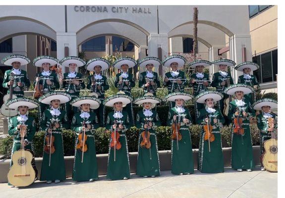 Mariachi Herencia 2023