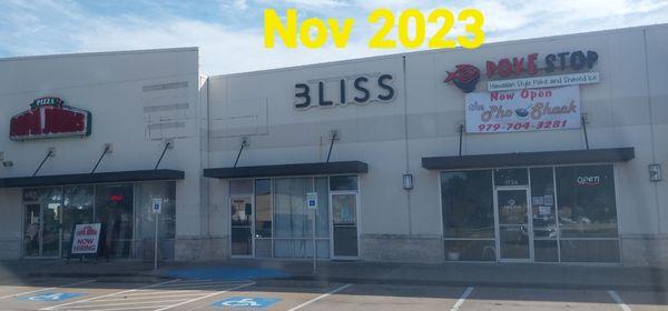 Nov 2023 location, location, location! Yes, the The Pho Shack & Poke Stop are in the same building!