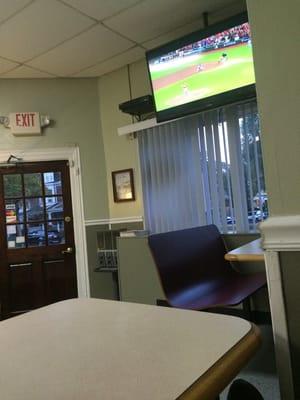 Good place to watch a baseball game and have pizza.