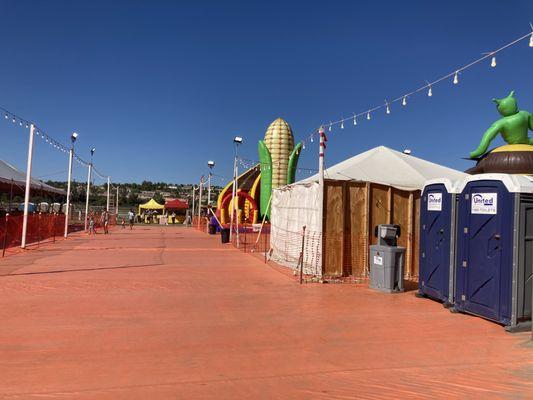 Big Horse Corn Maze & Harvest Festival