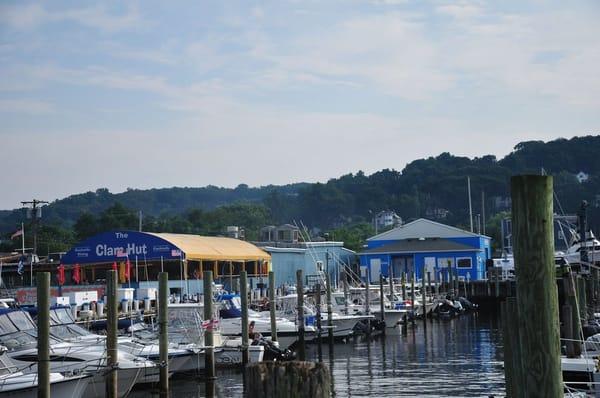 Marina on The Bay - 150 slips for boats to 50 feet (summer and winter storage) and transient dockage up to 110 ft, travel lift