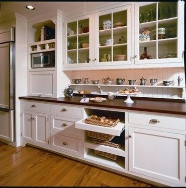 SUPERIOR WOODCRAFT CUSTOM MADE CABINETS