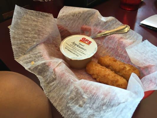 Daughters cheese stick lunch (note the applesauce from review).