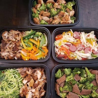 Tasty meal prepping plates.