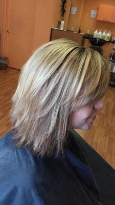 Dimensional highlights for texture, shine, and lift..