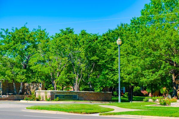 Neighborhood entry at Bayswater.