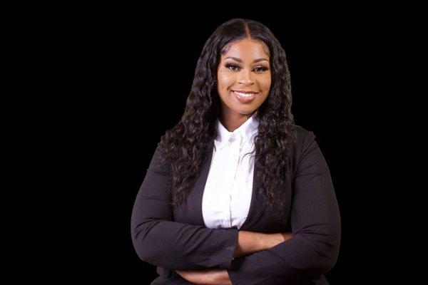 Bianca Cunningham - Humphries & King Realty