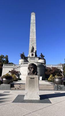 Lincoln's Tomb