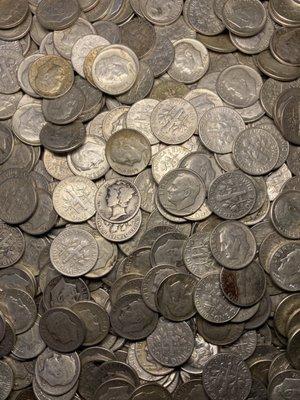 Come in to sell old silver coins!!!