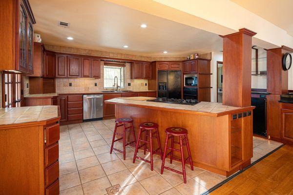 Kitchen of listing sold on Olympic Blvd, Olympic Heights, Truckee CA.