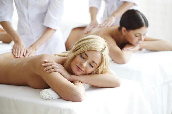 Going in for a massage helps relieve pain by healing damaged muscle tissues.