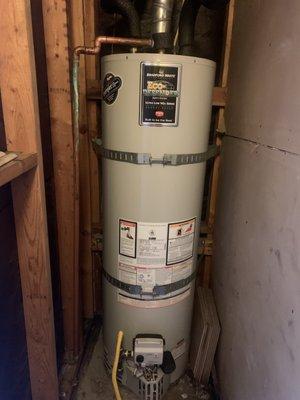 Water Heater leaking replaced in closet with new 40 gallon Bradford White. Culver City Sept. 2-2022