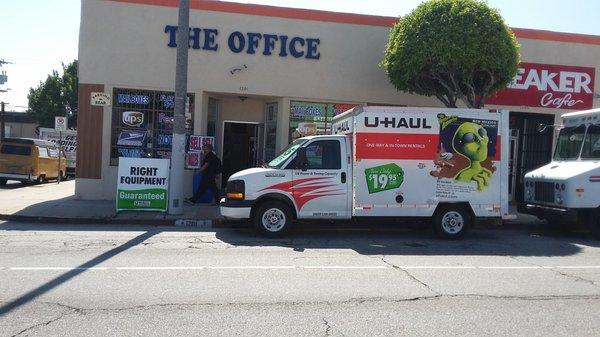 U-Haul Neighborhood Dealer