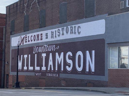 Mural just up the block from Track's End!